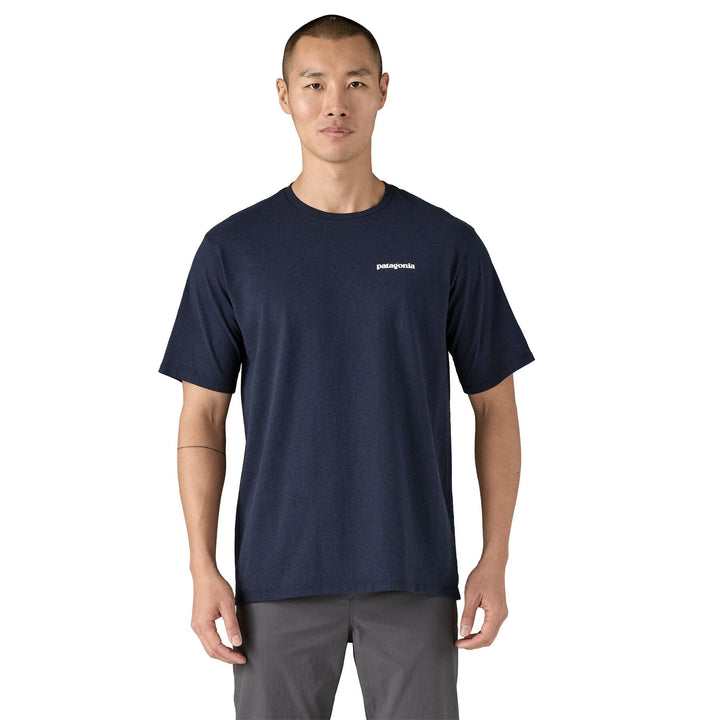 Patagonia M's P-6 Logo Responsibili-Tee® - Recycled cotton New Navy Shirt