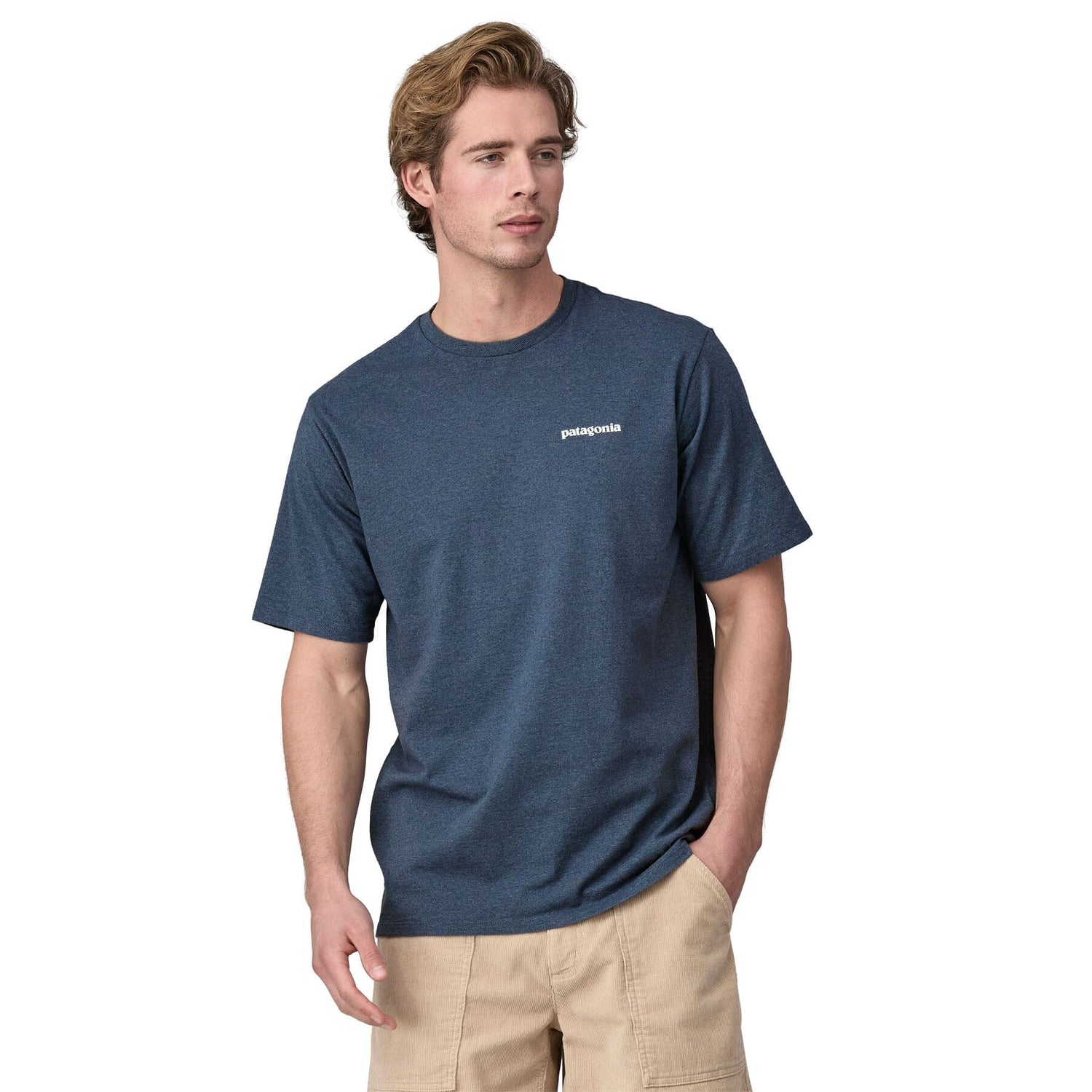 Patagonia - M's P-6 Logo Responsibili-Tee® - Recycled cotton - Weekendbee - sustainable sportswear