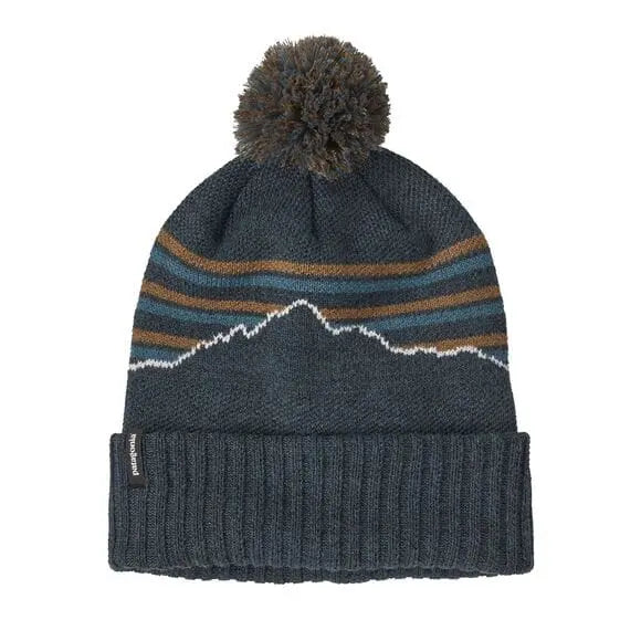 Powder Town Beanie -100% Recycled Polyester Headwear Patagonia Fitz Roy Stripe Knit: Smolder Blue
