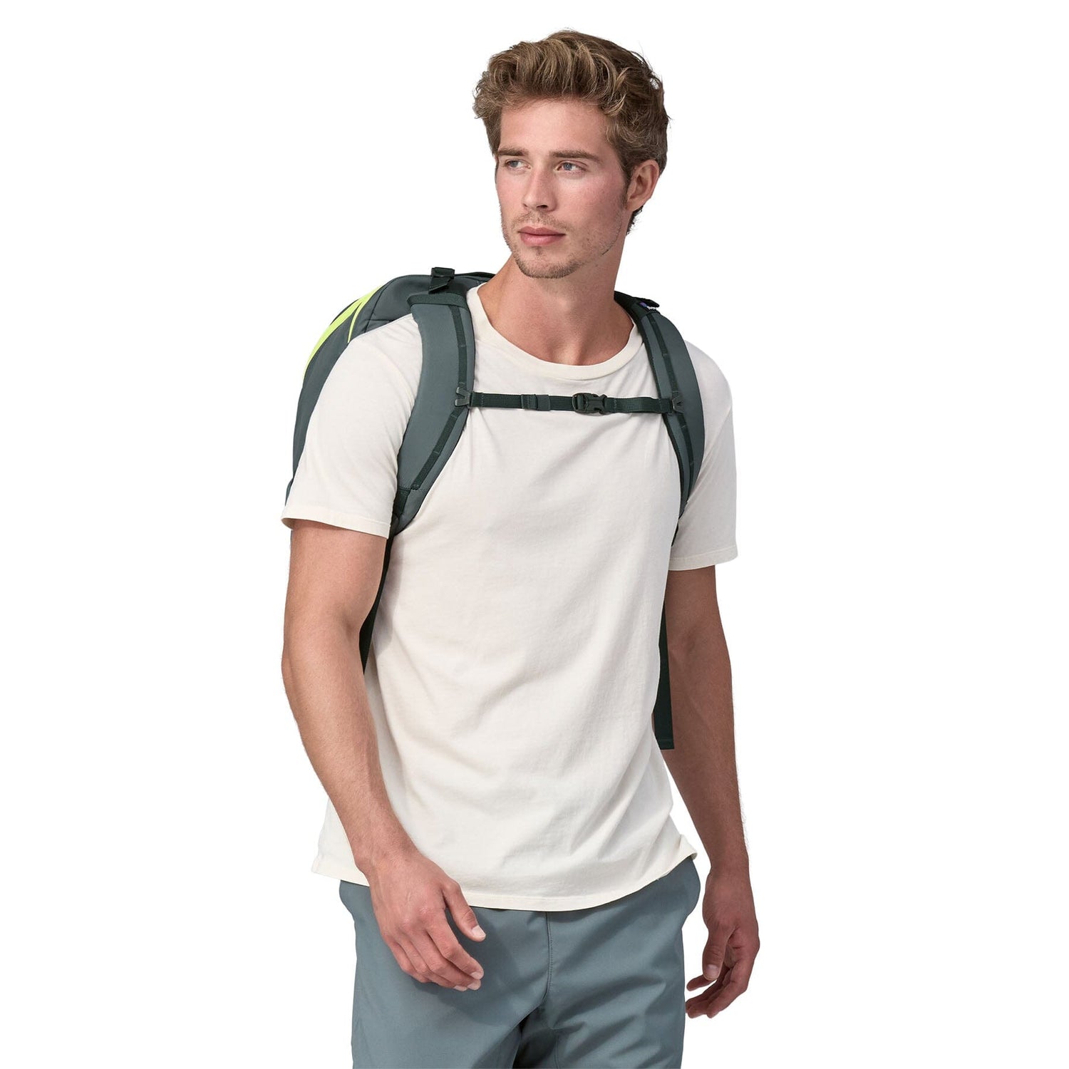 Patagonia - Refugio Day Pack 30L - Recycled Polyester & Recycled Nylon - Weekendbee - sustainable sportswear