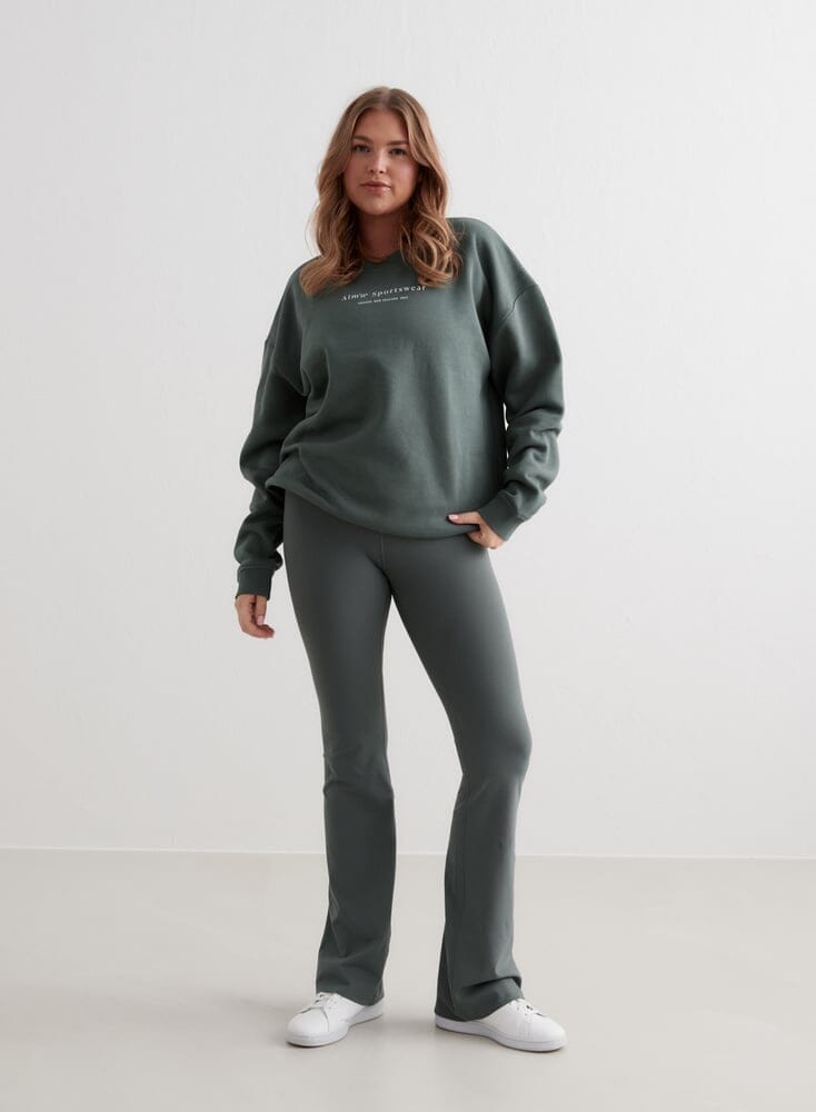 Aimn Serif Sweatshirt Sage Sweaters