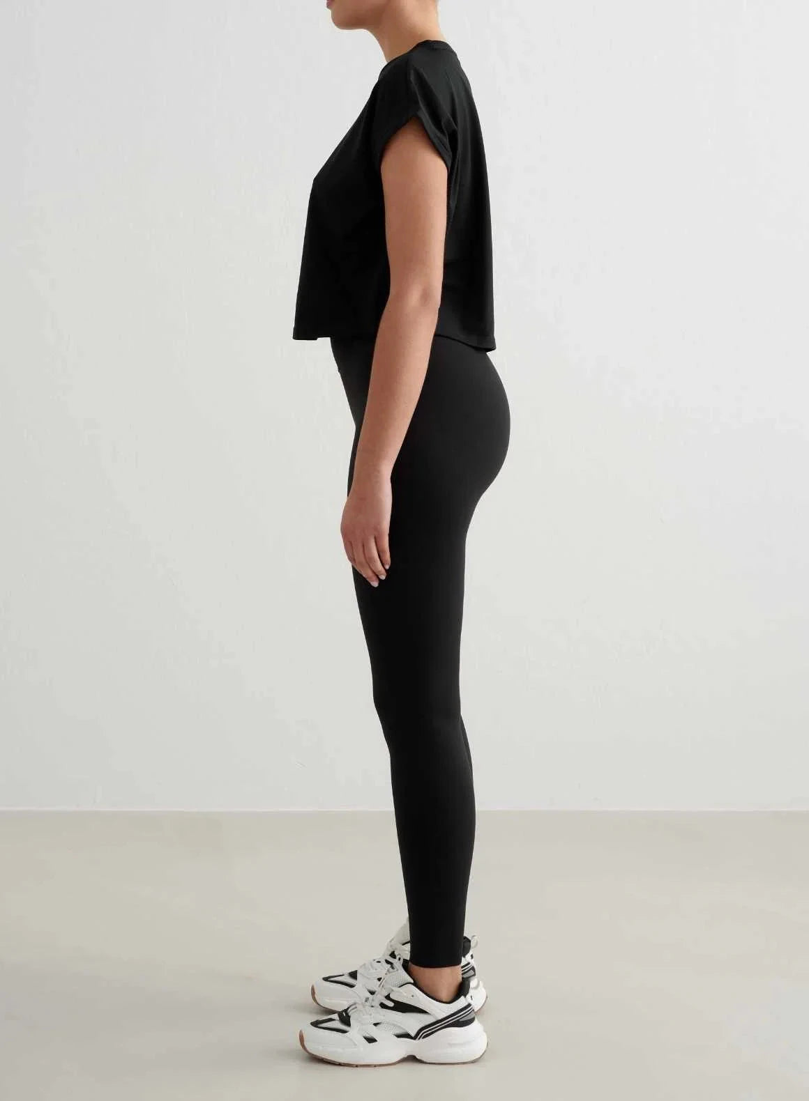 Aimn Soft Basic Roll Sleeve Top Black Tops