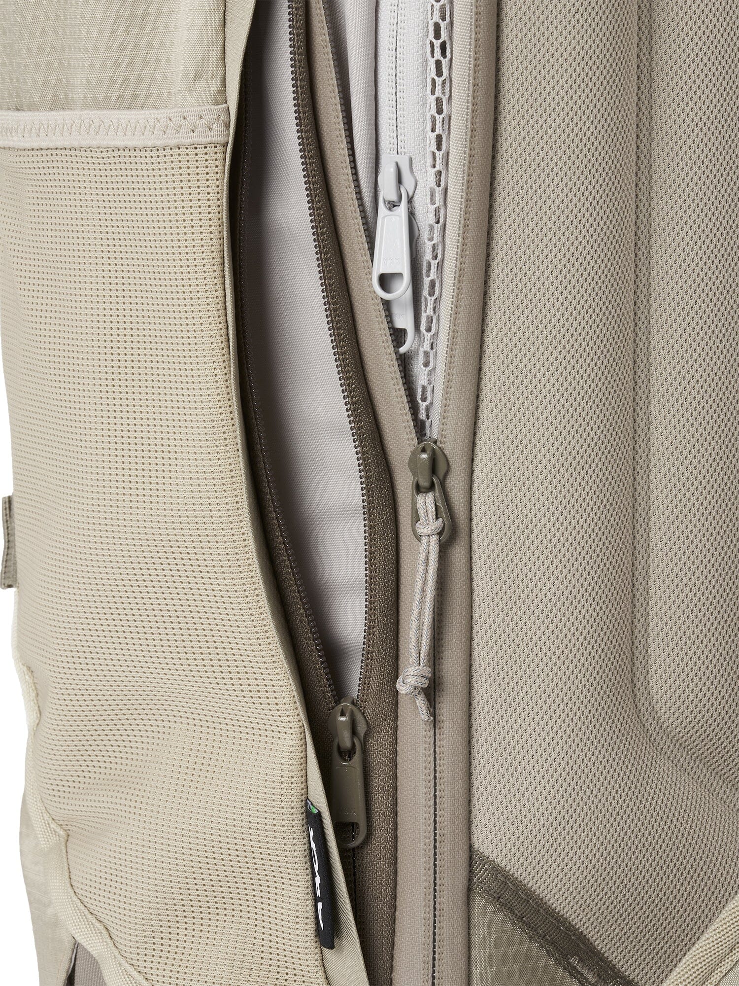 Aevor Travel Pack Proof - Waterproof backpack made from recycled PET-bottles Venus Bags