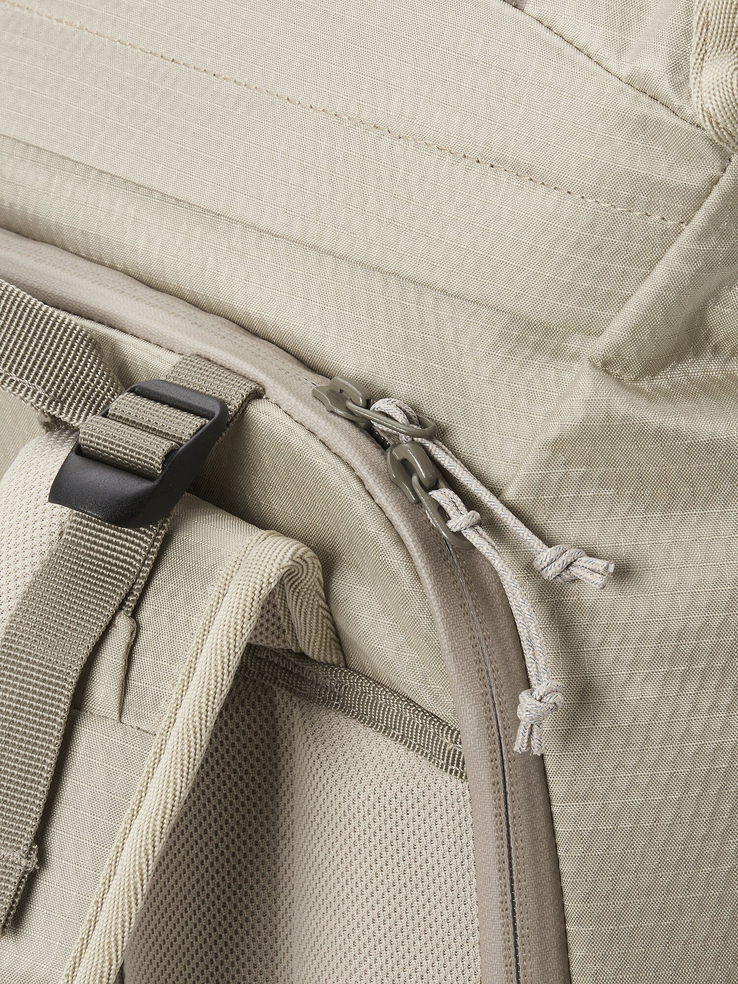 Aevor Travel Pack Proof - Waterproof backpack made from recycled PET-bottles Venus Bags