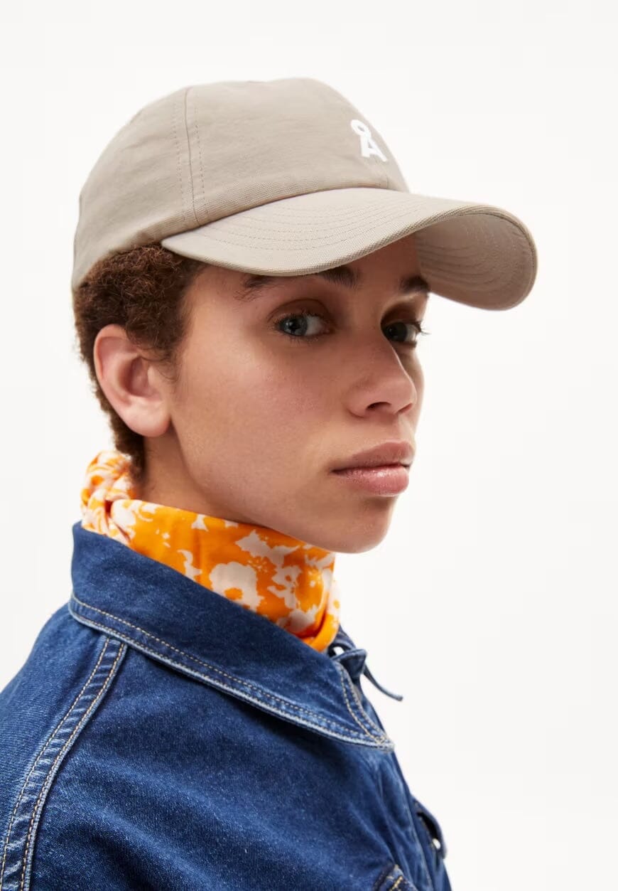 Unisex Yenaas Bold cap - 100% Organic Cotton Headwear Armedangels