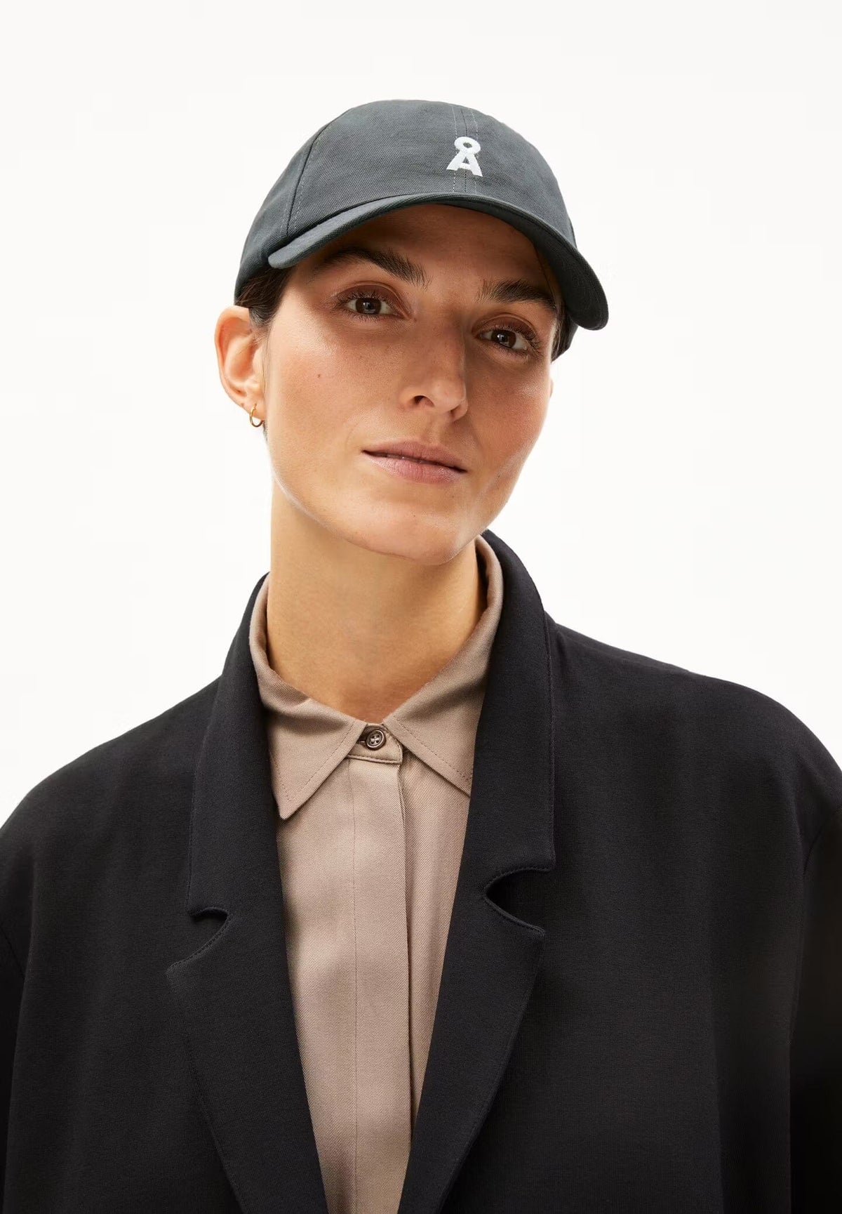 Unisex Yenaas Bold cap - 100% Organic Cotton Headwear Armedangels