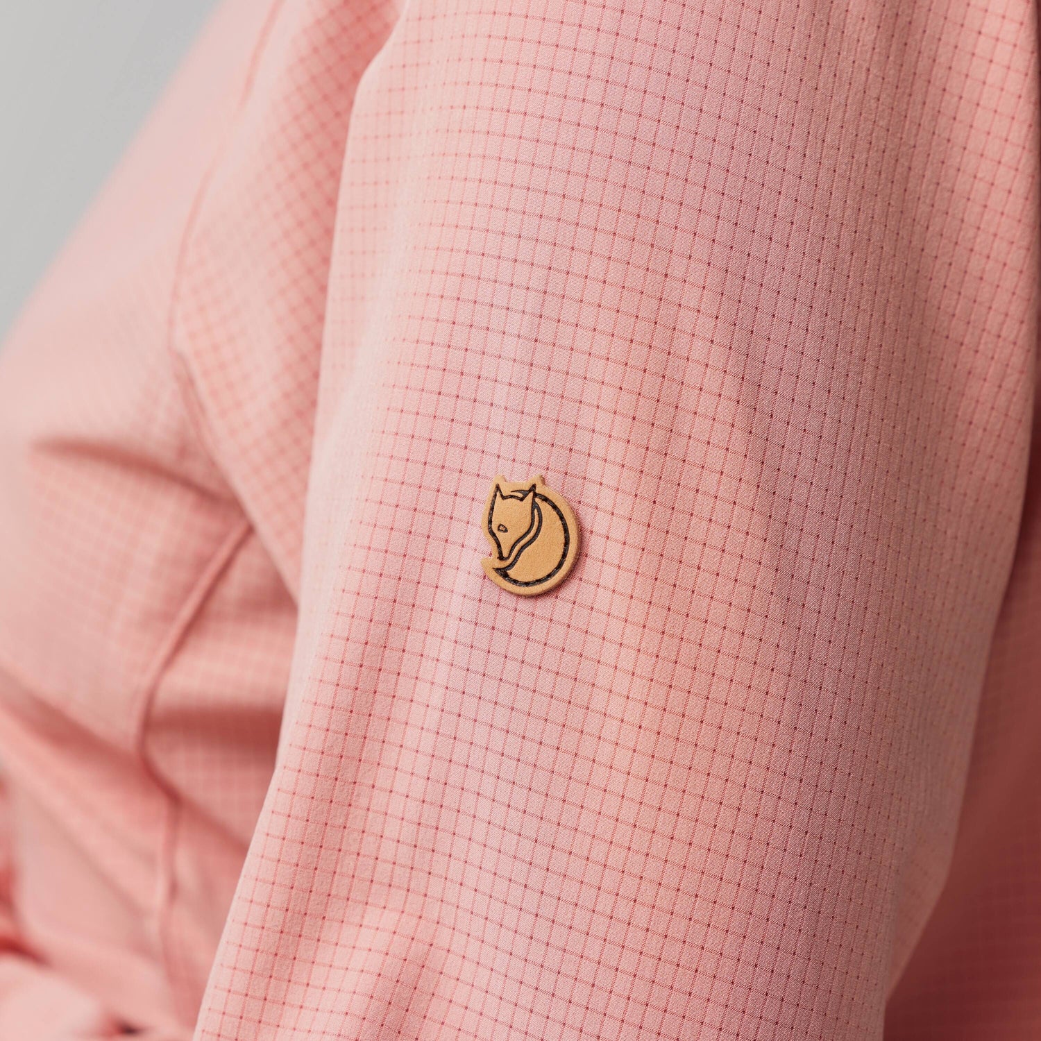 Fjällräven W's Abisko Trekking Shirt - Recycled polyester Dusty Rose Shirt