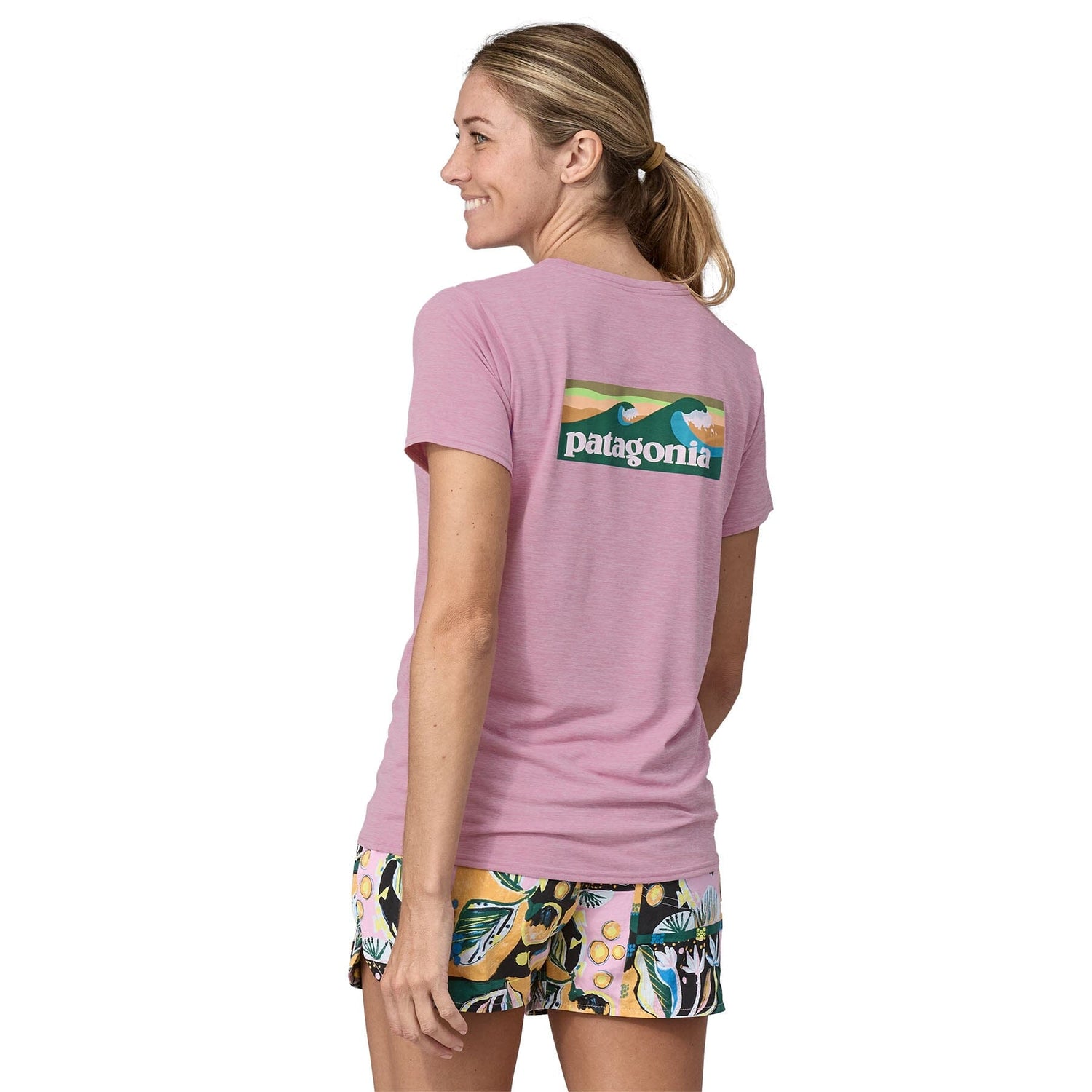 Patagonia W's Cap Cool Daily Graphic Shirt - Waters - Recycled Polyester Boardshort Logo: Milkweed Mauve X-Dye Shirt