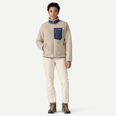 Patagonia W's Classic Retro-X Jkt - Recycled Polyester Natural w New Navy Jacket