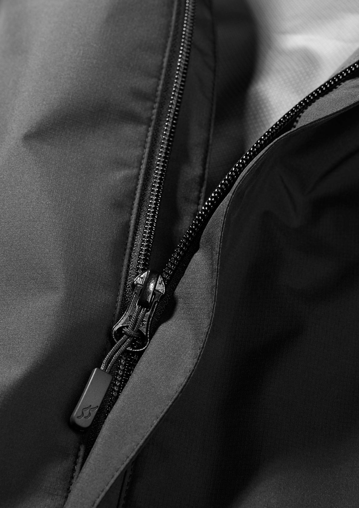 W's Downpour Eco Jacket - Recycled polyester Jacket Rab