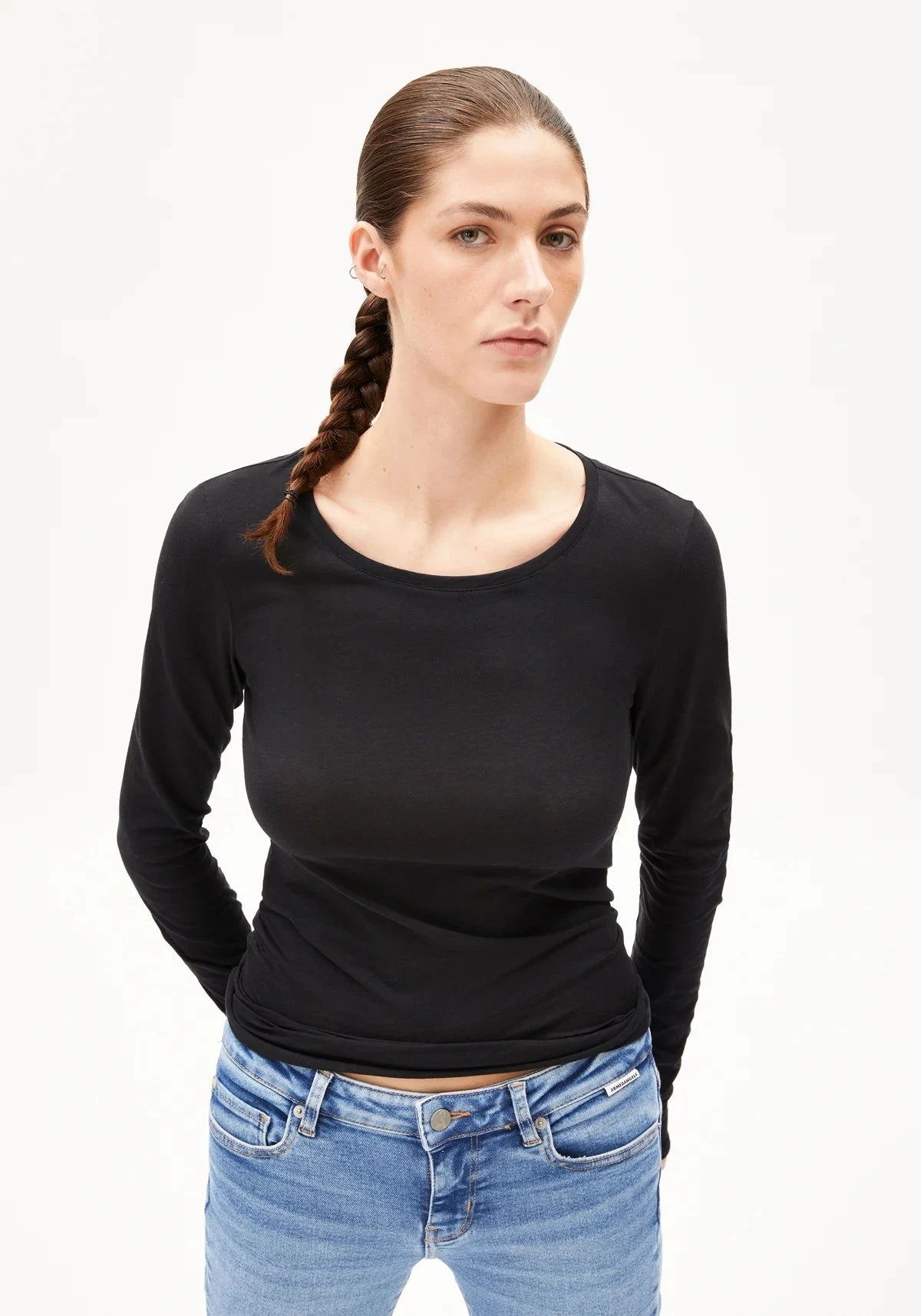 W's Einiaara Soft Longleeve shirt - 100% Organic cotton Shirt Armedangels Black XS