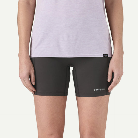 Patagonia - W's Endless Run Shorts 6" - Recycled Nylon - Weekendbee - sustainable sportswear