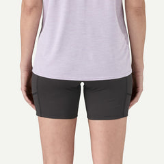 Patagonia - W's Endless Run Shorts 6" - Recycled Nylon - Weekendbee - sustainable sportswear