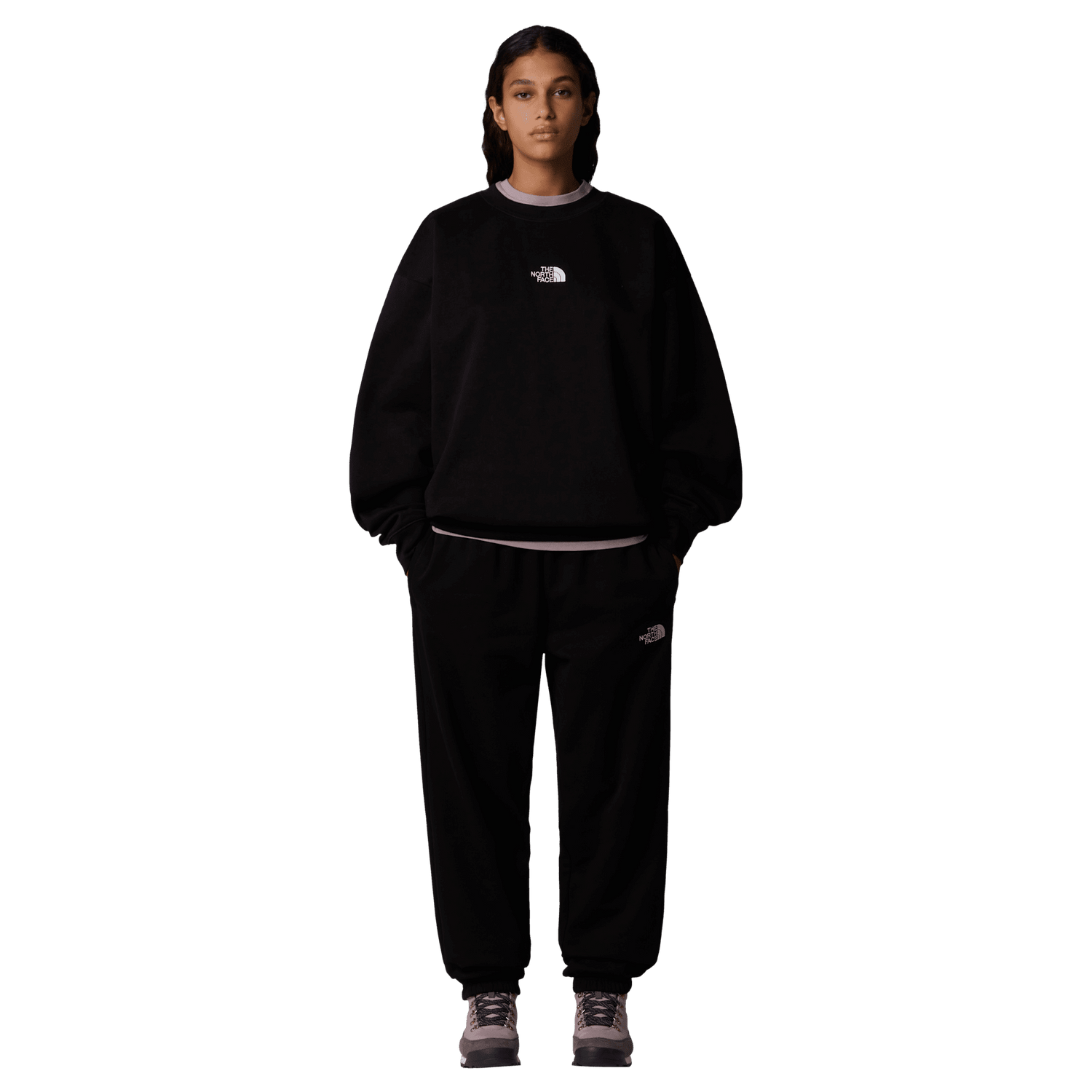 The North Face W’s Essential Oversize Crew TNF Black Shirt