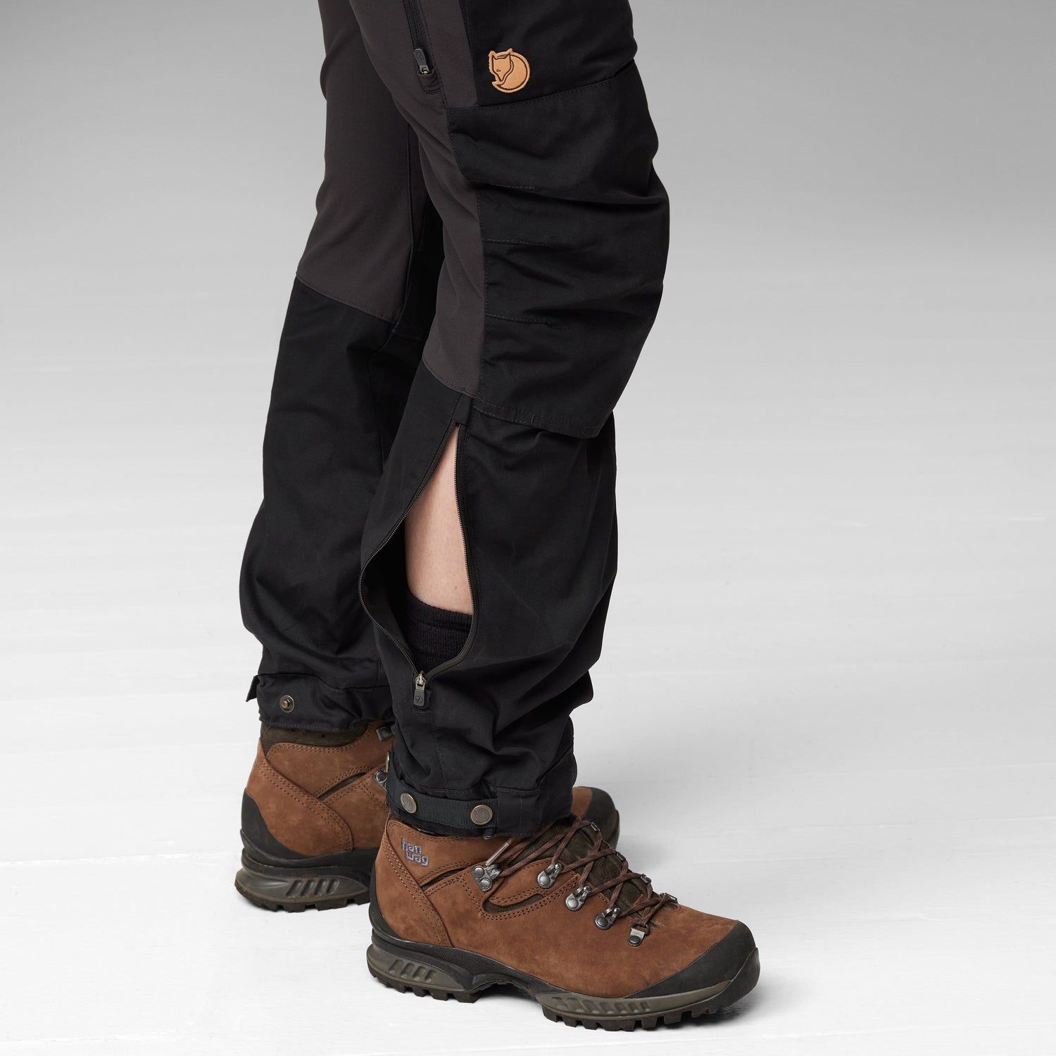 Fjällräven - W's Keb Trousers - G-1000® Eco - Weekendbee - sustainable sportswear