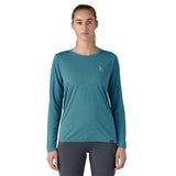 Patagonia W's L/S Cap Cool Daily Graphic Shirt - Waters - Recycled Polyester Swelldrifter: Wetland Blue X-Dye Shirt