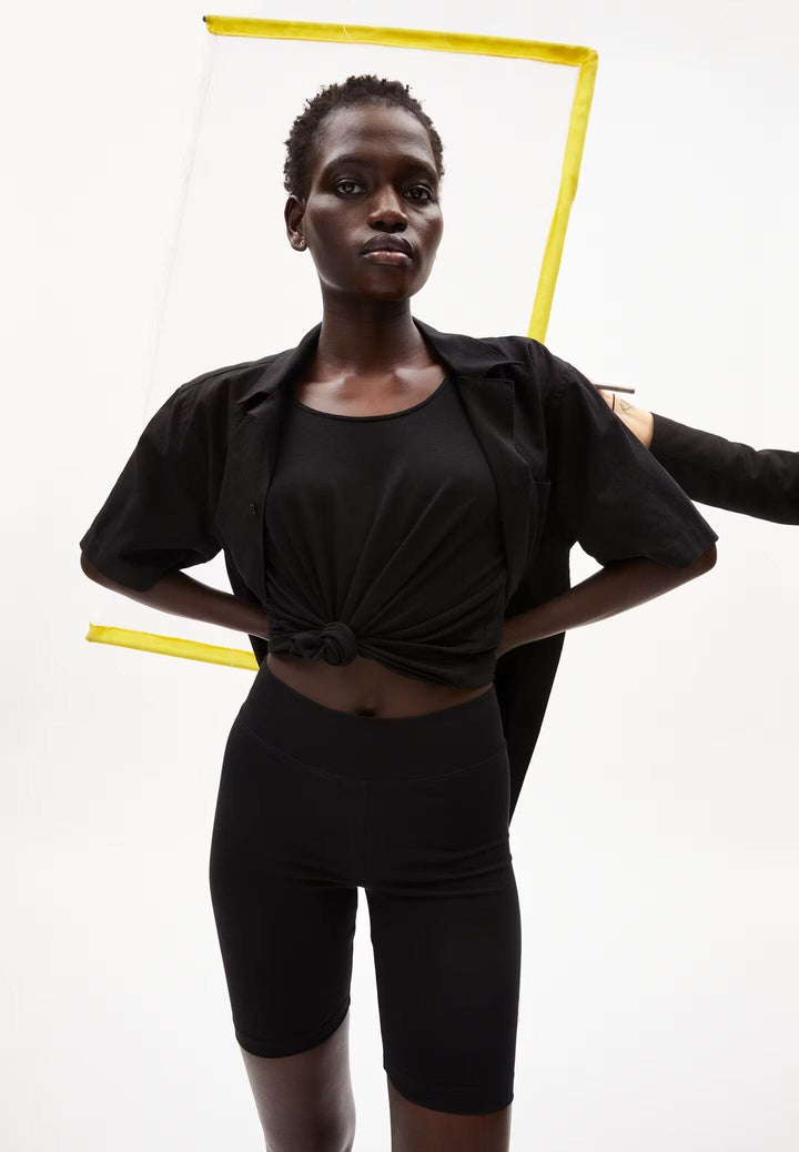 W's Nedaa Litaa Shorts - Organic cotton Pants Armedangels