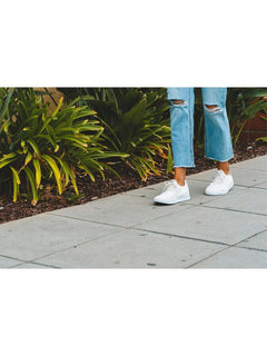Saola W's Tsavo - 100% Vegan - Recycled and bio-sourced materials Natural White Shoes