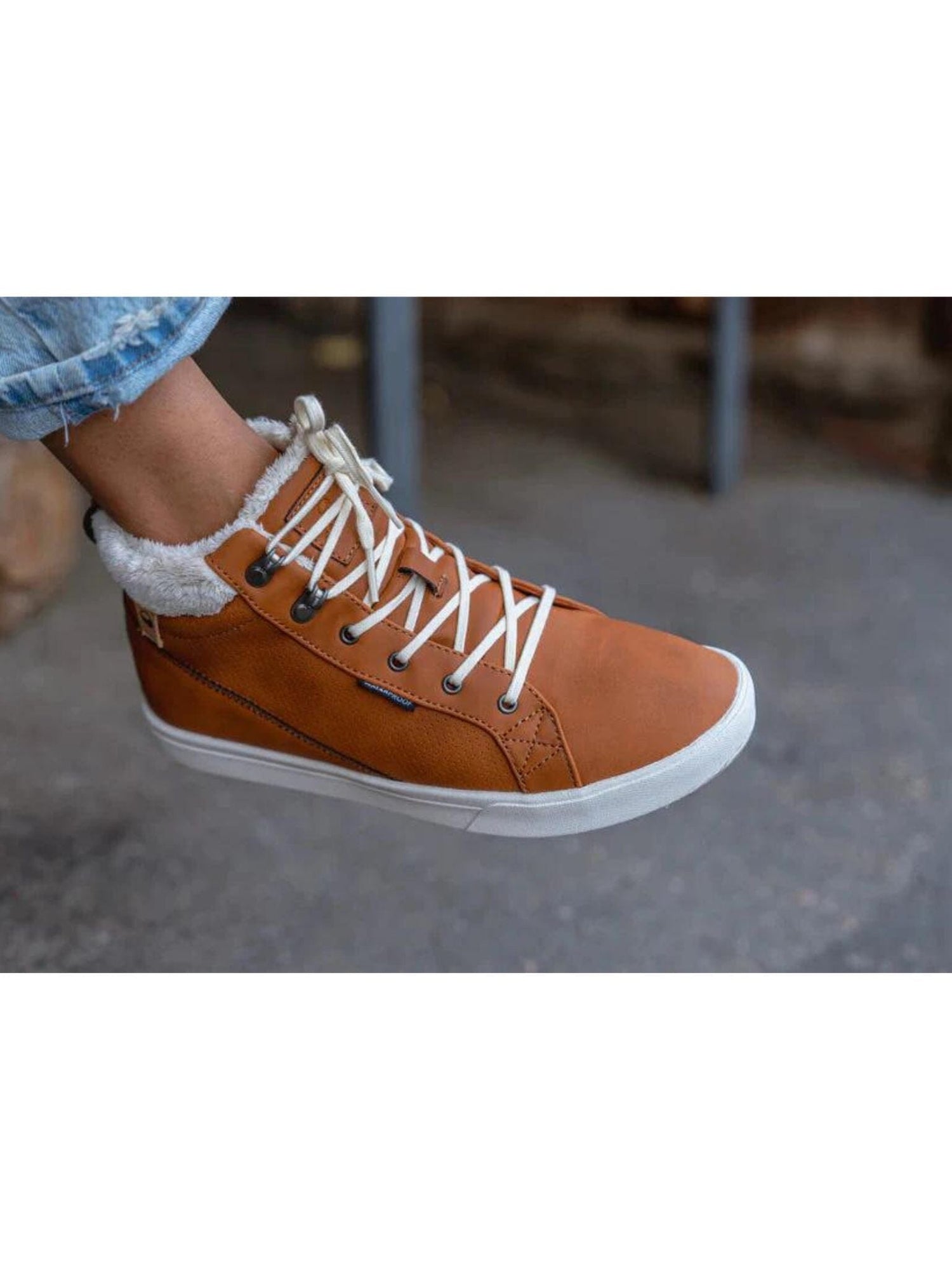 Saola W's Wanaka Waterproof Warm - Recycled PET & Bio-sourced materials Caramel Shoes