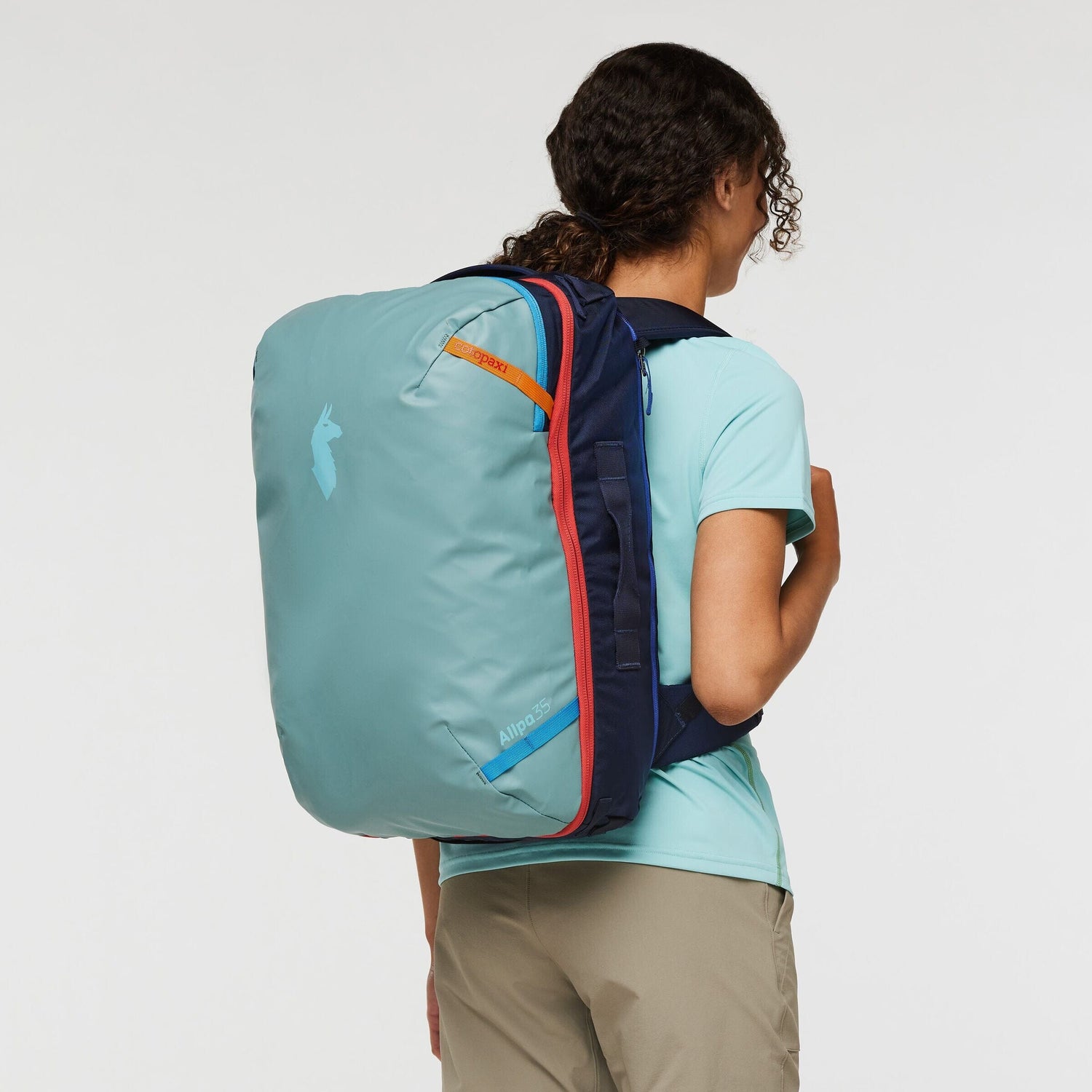 Cotopaxi - Allpa 35L Travel Pack - TPU-coated 1000D polyester - Weekendbee - sustainable sportswear