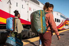 Cotopaxi - Allpa 35L Travel Pack - TPU-coated 1000D polyester - Weekendbee - sustainable sportswear