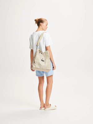 KnowledgeCotton Apparel Big Tote Pack with Shoulderstrap - Recycled Polyester Safari