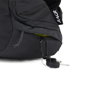 Aevor Bike Pack Proof - Made from Recycled PET-bottles Black w/ Reflective
