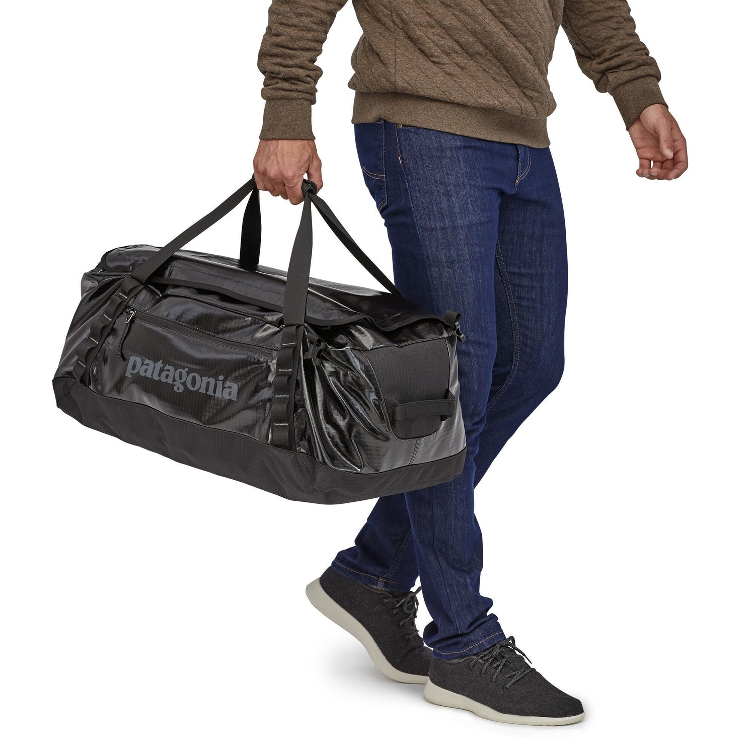 Patagonia - Black Hole Duffel Bag 55L - 100 % Recycled Polyester - Weekendbee - sustainable sportswear