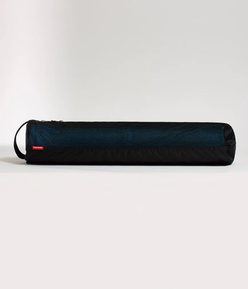 Manduka Go Play 3.0 Mat Carrier – With Pocket – Weekendbee