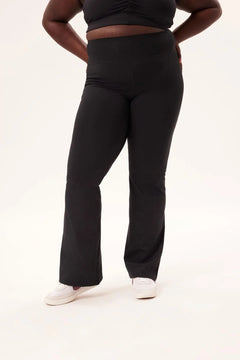 Girlfriend Collective Compressive Flare Leggings - Recycled PET Black Pants