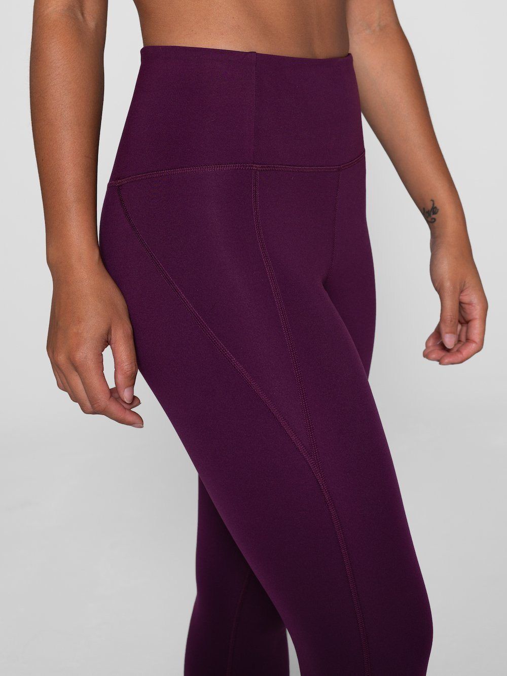 Girlfriend Collective W's Compressive Legging - Normal - Made From Recycled Plastic Bottles Plum Pants