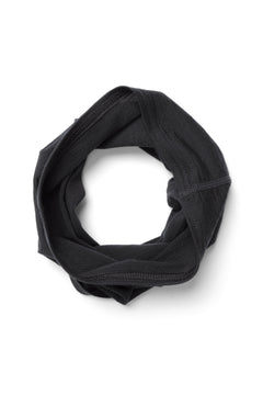Houdini Desoli Chimney - 100% Merino Wool True Black Scarf
