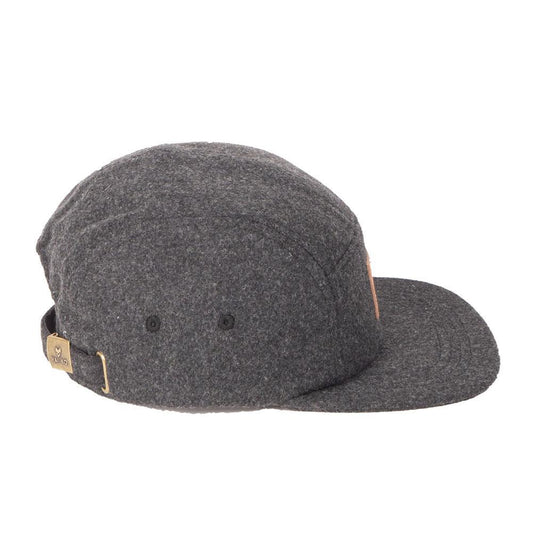 VAI-KØ Kultakero Winter 5-panel Cap - Recycled Wool & Recycled Polyester Dark grey Headwear
