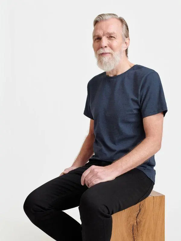 Unisex Crewneck T-Shirt - Recycled Cotton & Recycled Polyester Shirt Pure Waste