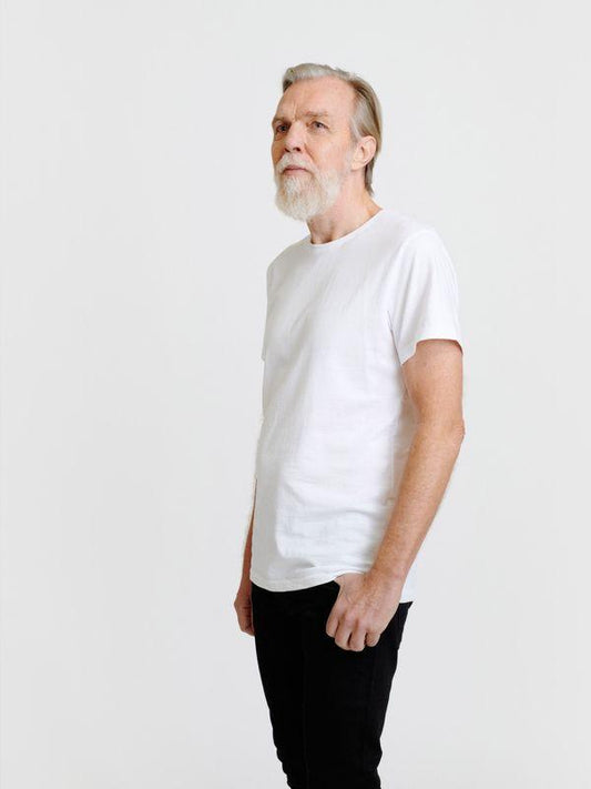 Pure Waste - Unisex Crewneck T-Shirt - Recycled Cotton & Recycled Polyester - Weekendbee - sustainable sportswear