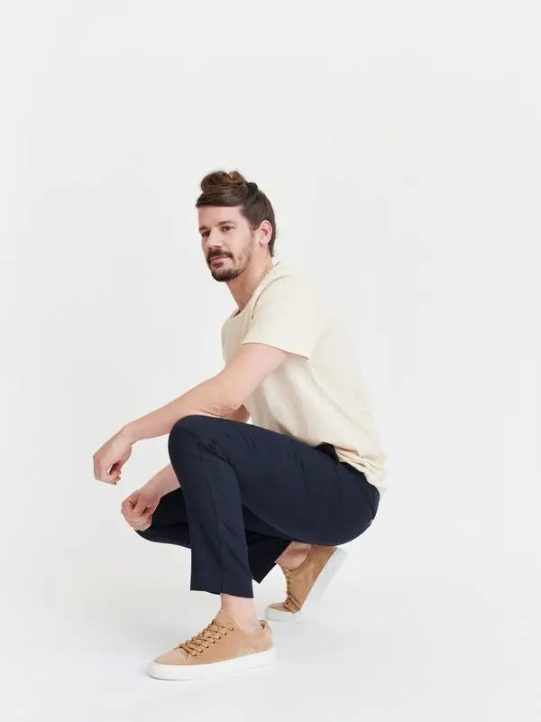 Unisex Crewneck T-Shirt - Recycled Cotton & Recycled Polyester Shirt Pure Waste