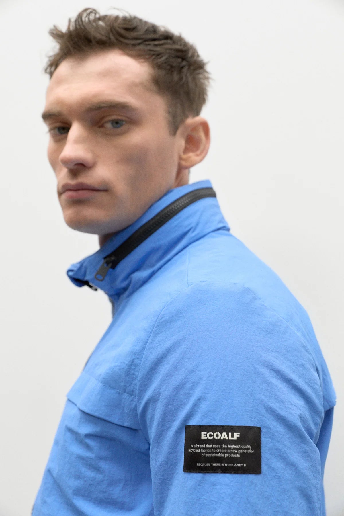 Ecoalf - M's Beniaalf Jacket - 100% Recycled nylon - Weekendbee - sustainable sportswear