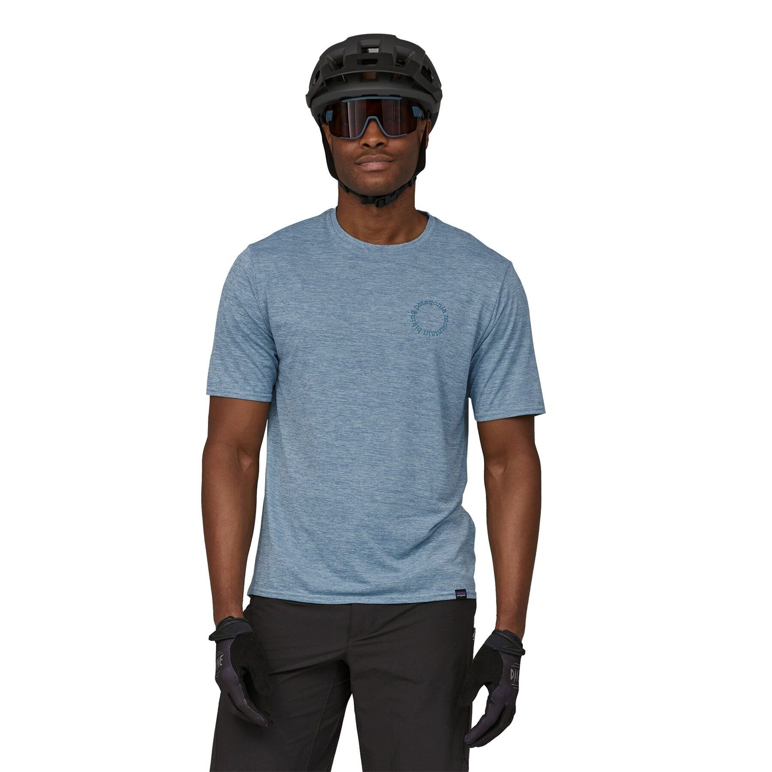 Patagonia M's Cap Cool Daily Graphic Shirt - Lands - Recycled Polyester Spoke Stencil: Steam Blue X-Dye Shirt