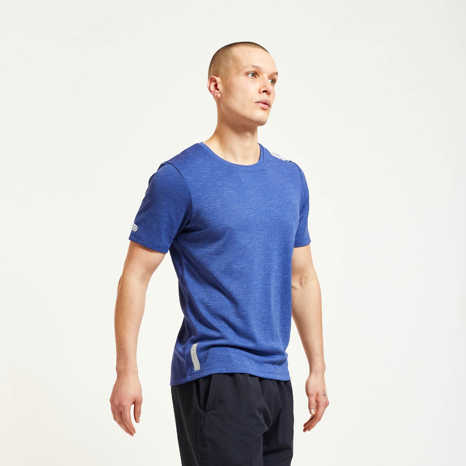 Pressio - M's Core Short Sleeve Top - 100% Recycled Polyester - Weekendbee - sustainable sportswear
