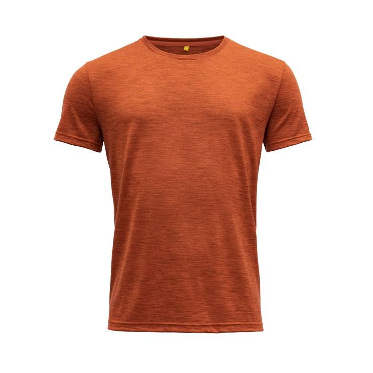 Studiet orange Lure Devold Men's Eika Tee - Merino Wool - Weekendbee - sustainable sportswear