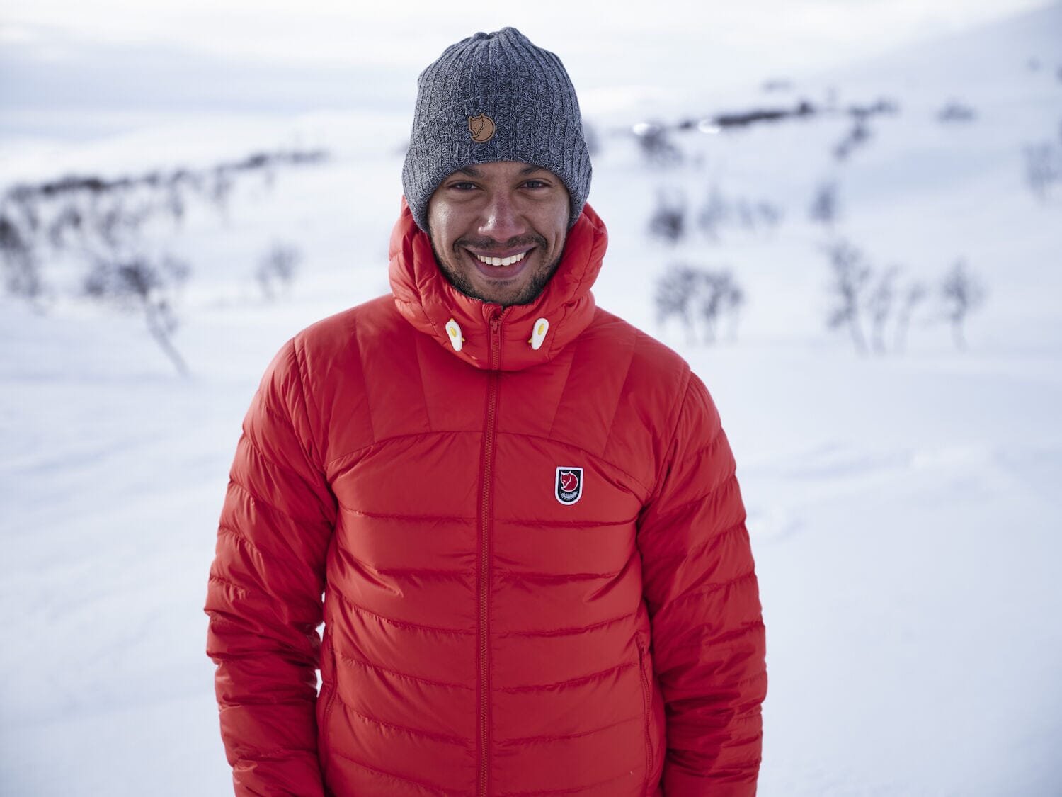 Fjällräven M's Expedition Pack Down Hoodie - Recycled Nylon & Traceable Down Basalt Jacket