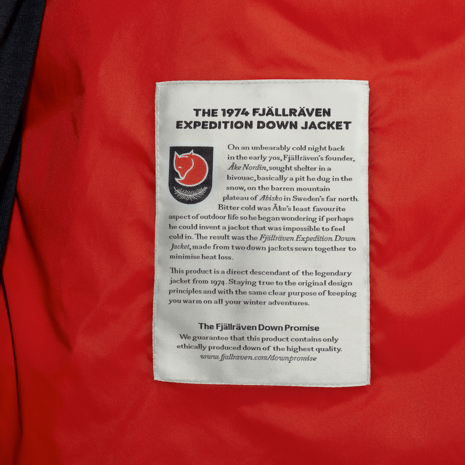 Fjällräven M's Expedition Pack Down Hoodie - Recycled Nylon & Traceable Down Basalt Jacket