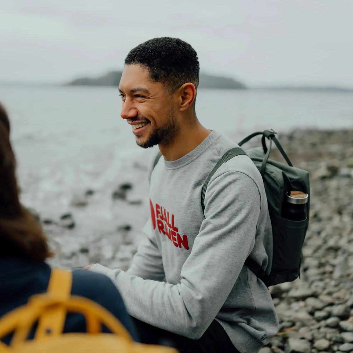M's Fjällräven Logo Sweatshirt - 100% Organic cotton Shirt Fjällräven
