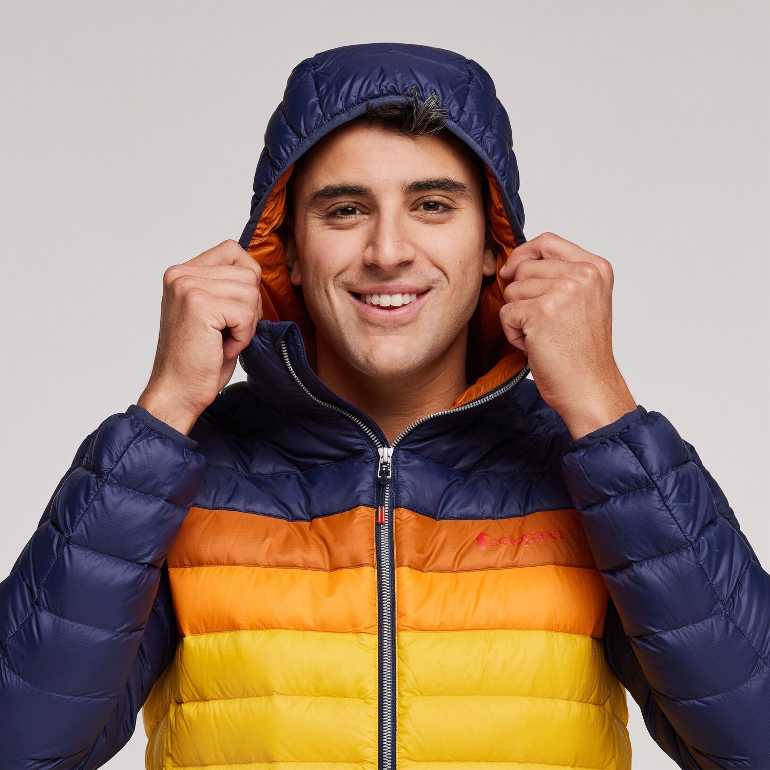 Cotopaxi - M's Fuego Down Hooded Jacket - Responsibly sourced down - Weekendbee - sustainable sportswear