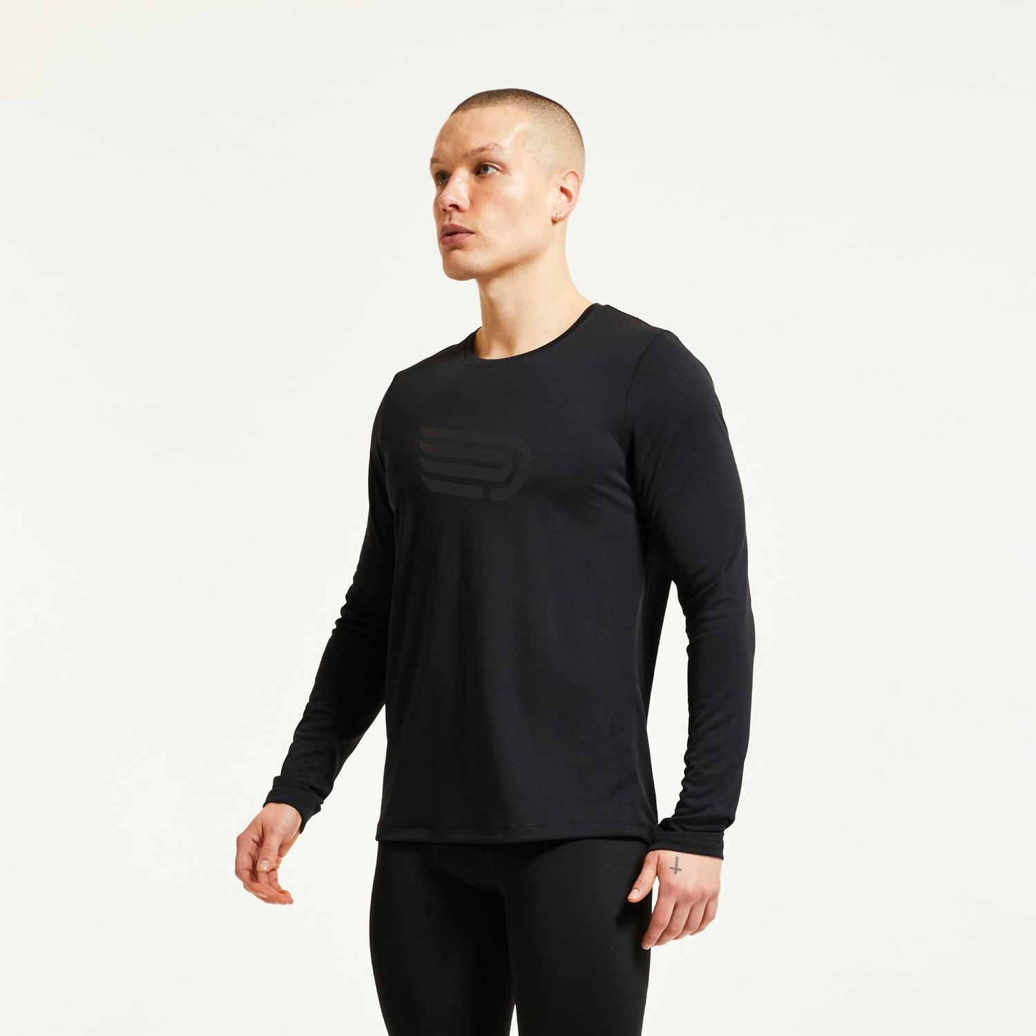 Pressio - M's Hāpai Long Sleeve Top - Recycled Polyester - Weekendbee - sustainable sportswear