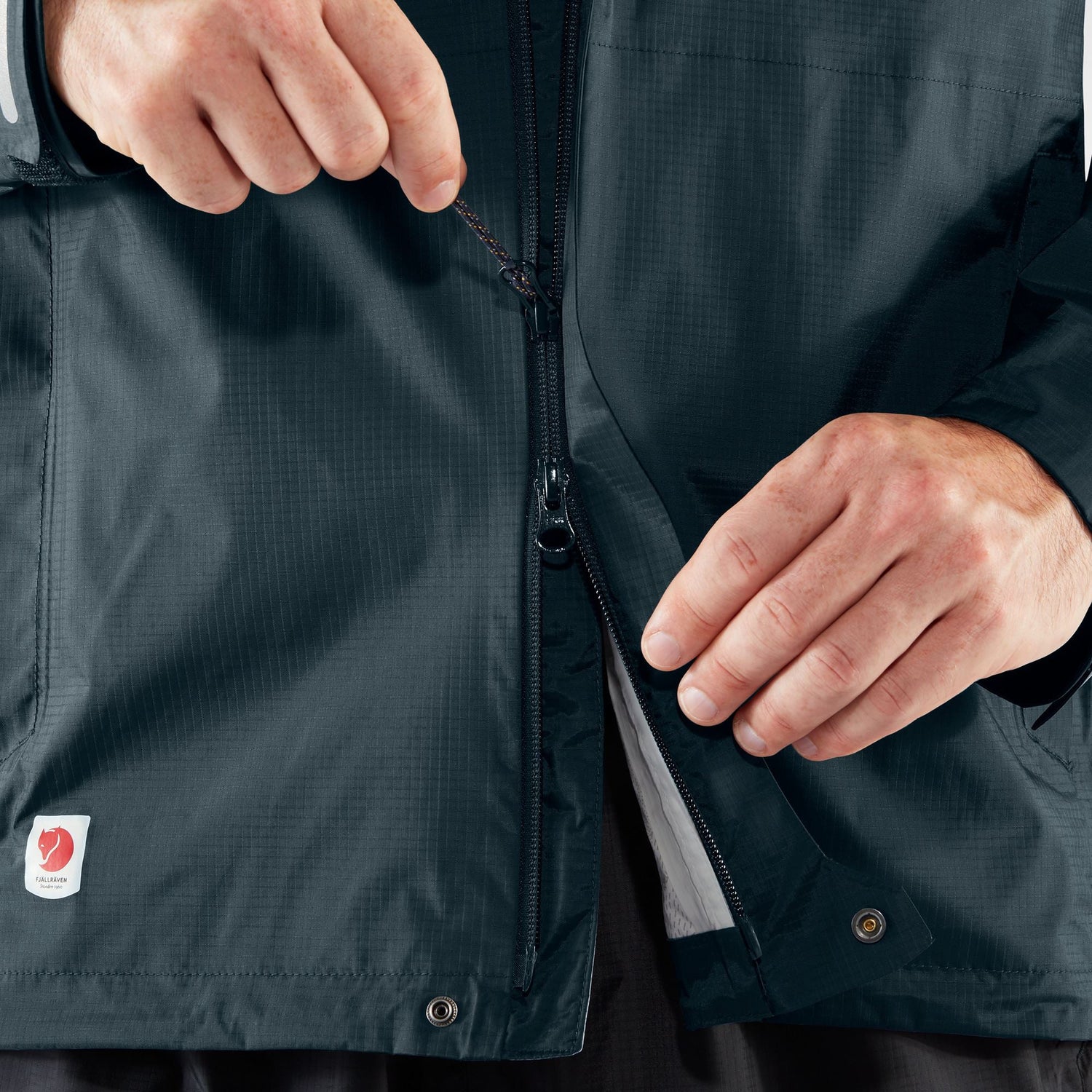 Fjällräven M's High Coast Hydratic Jacket - Recycled polyamide Black Jacket