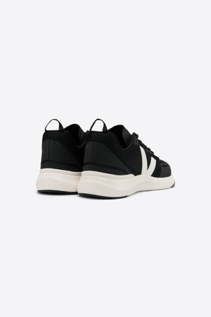Veja M's Impala training shoe - Recycled Materials Black Cream