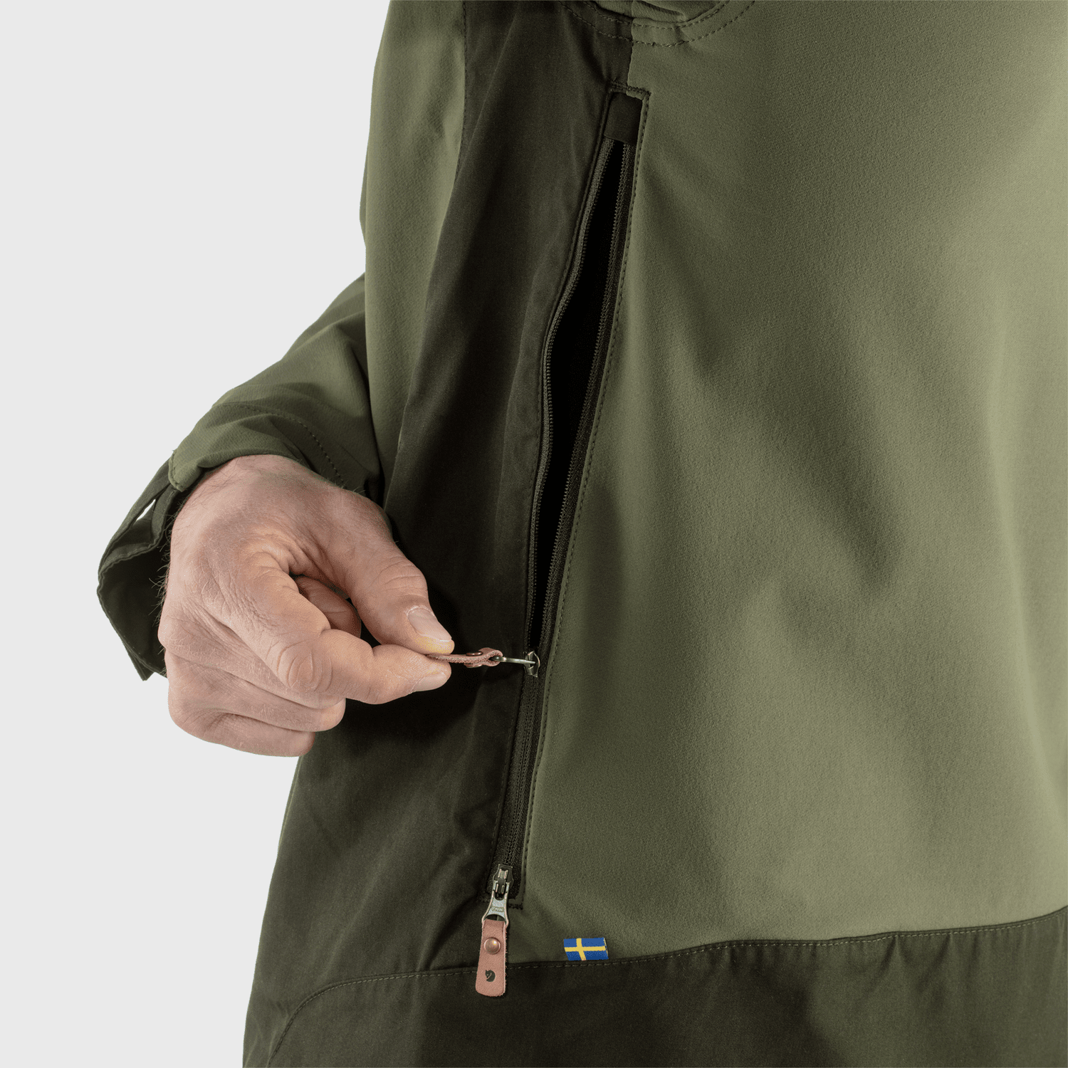 Fjällräven - M's Keb Jacket - G-1000® - Recycled Polyester & Organic Cotton - Weekendbee - sustainable sportswear