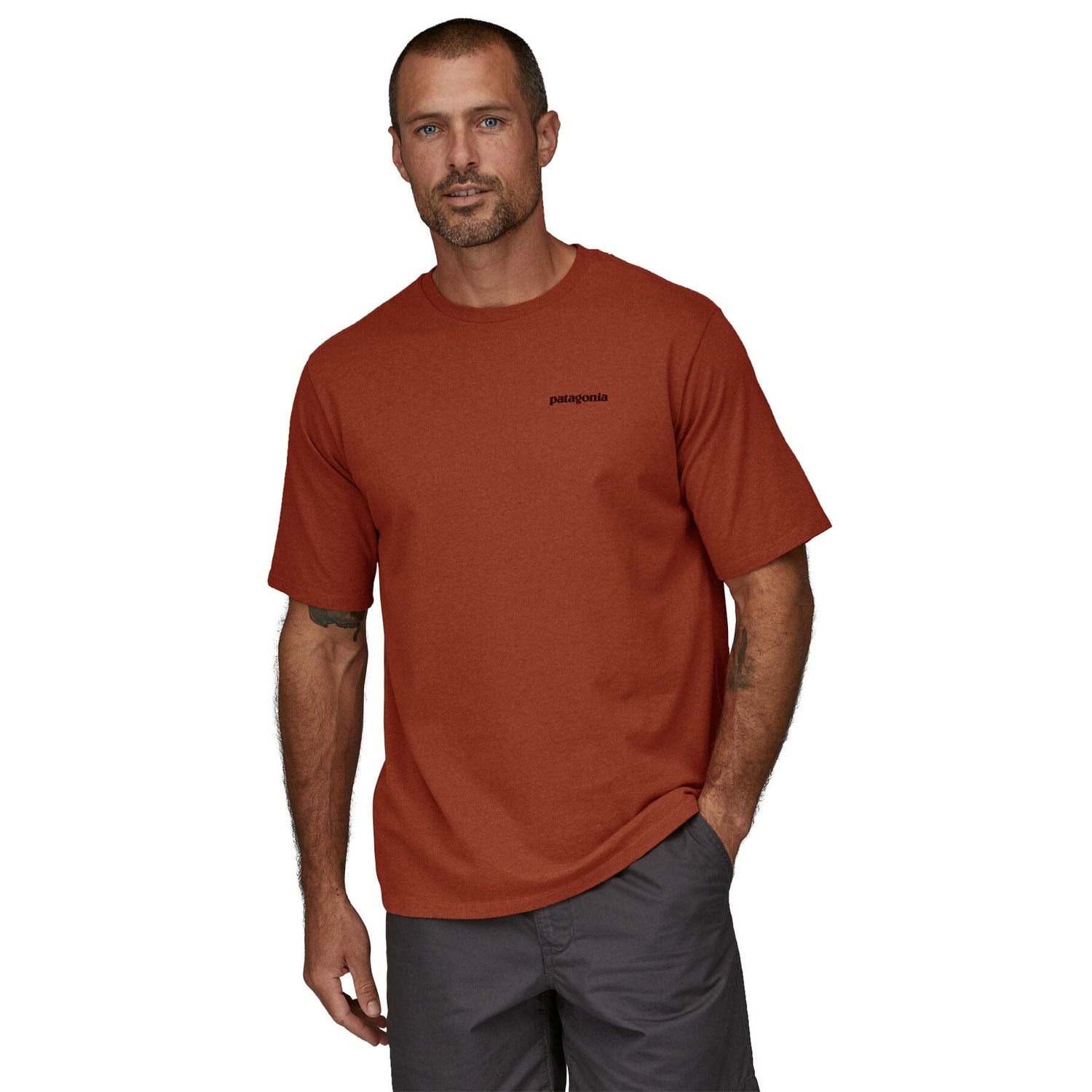 Patagonia M's P-6 Logo Responsibili-Tee® - Recycled cotton Quartz Coral Shirt