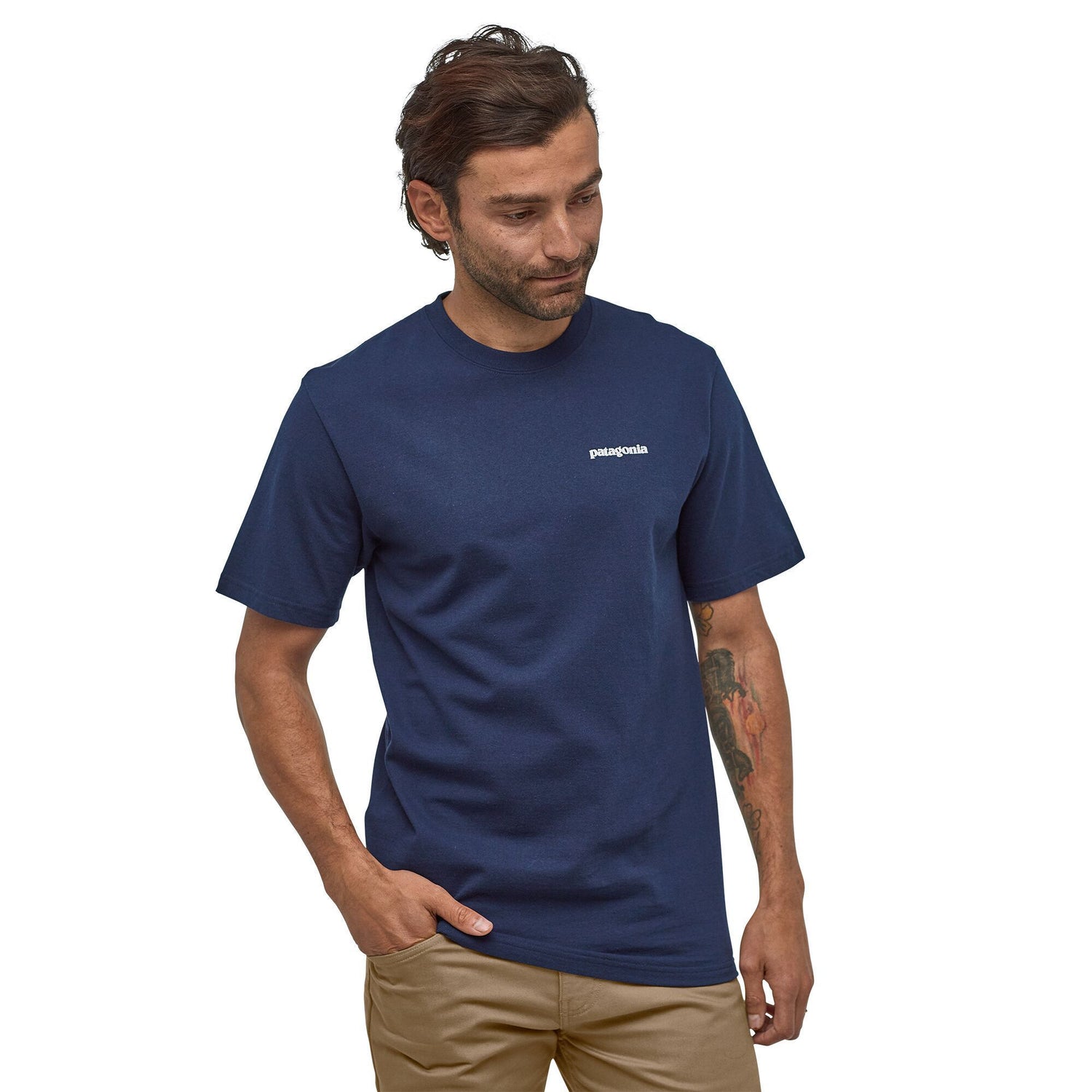 Patagonia M's P-6 Logo Responsibili-Tee® - Recycled cotton Classic Navy Shirt